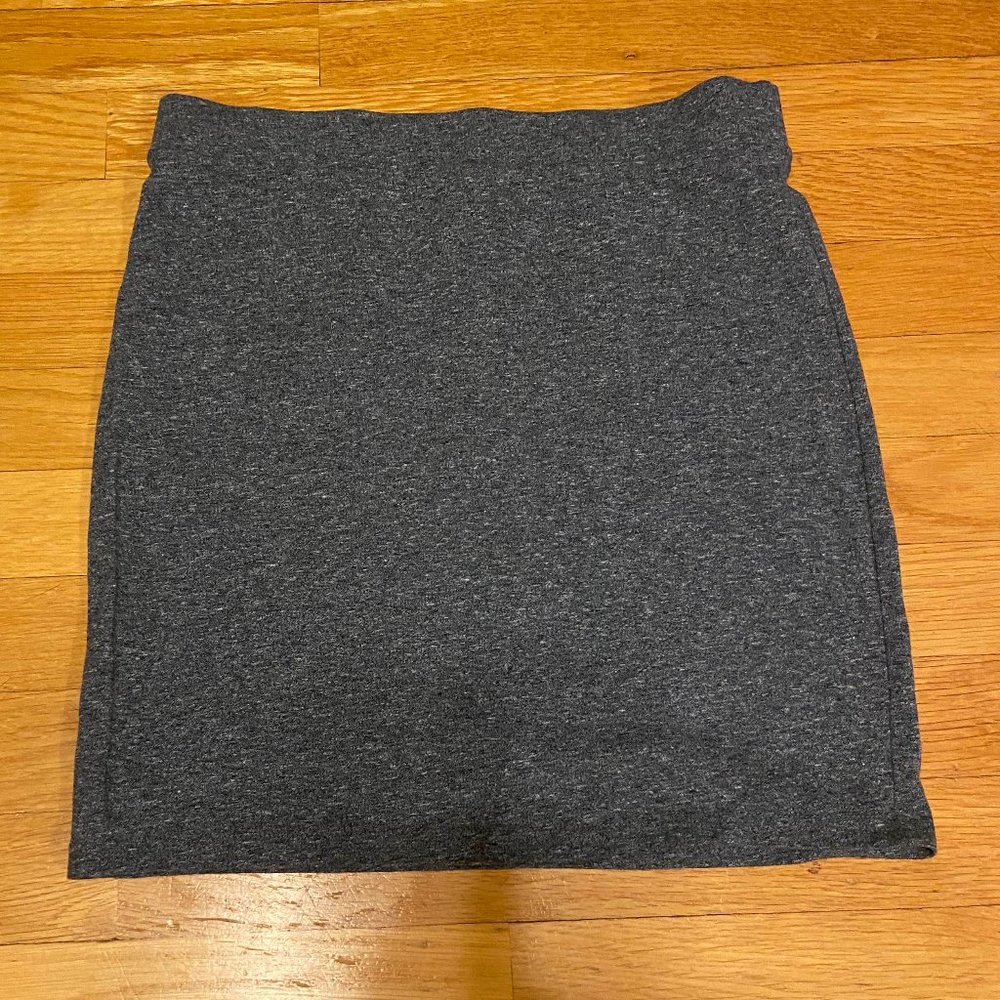 H&M Heather Gray Stretchy Pencil Skirt - Mid-Length
